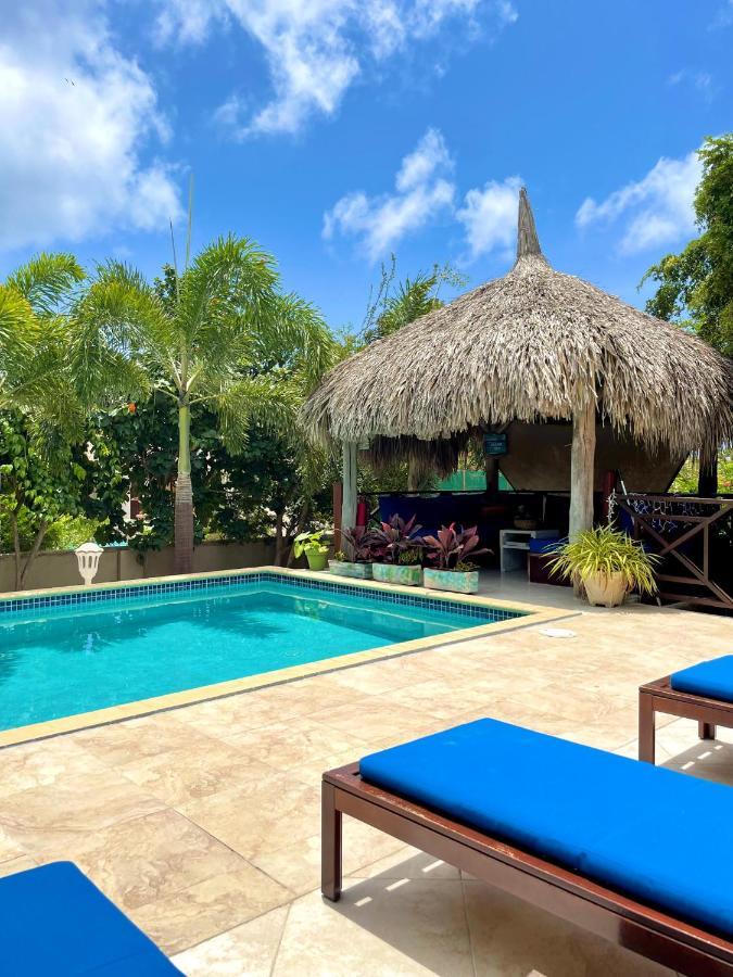 Hibiscus Beach House Jan Thiel Bagian luar foto