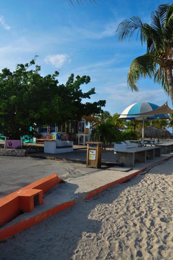 Hibiscus Beach House Jan Thiel Bagian luar foto