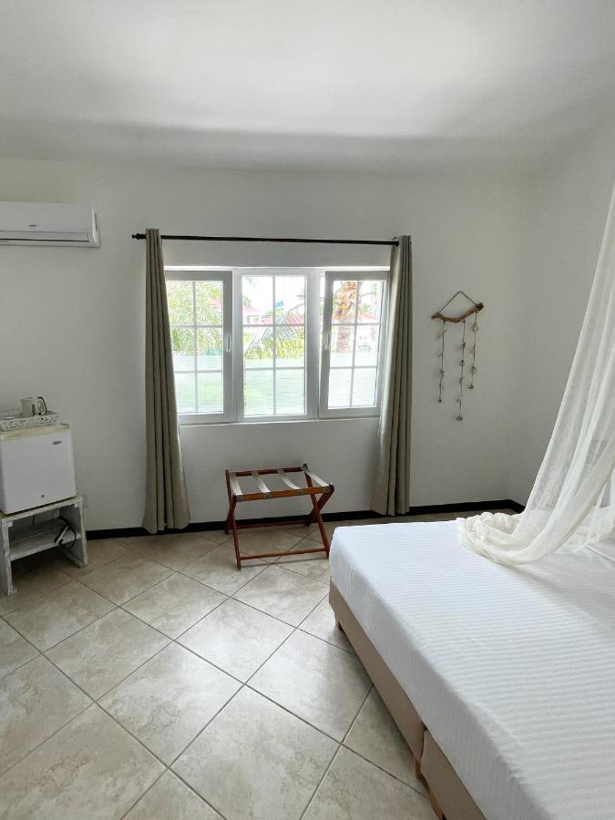 Hibiscus Beach House Jan Thiel Bagian luar foto