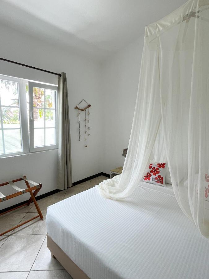 Hibiscus Beach House Jan Thiel Bagian luar foto