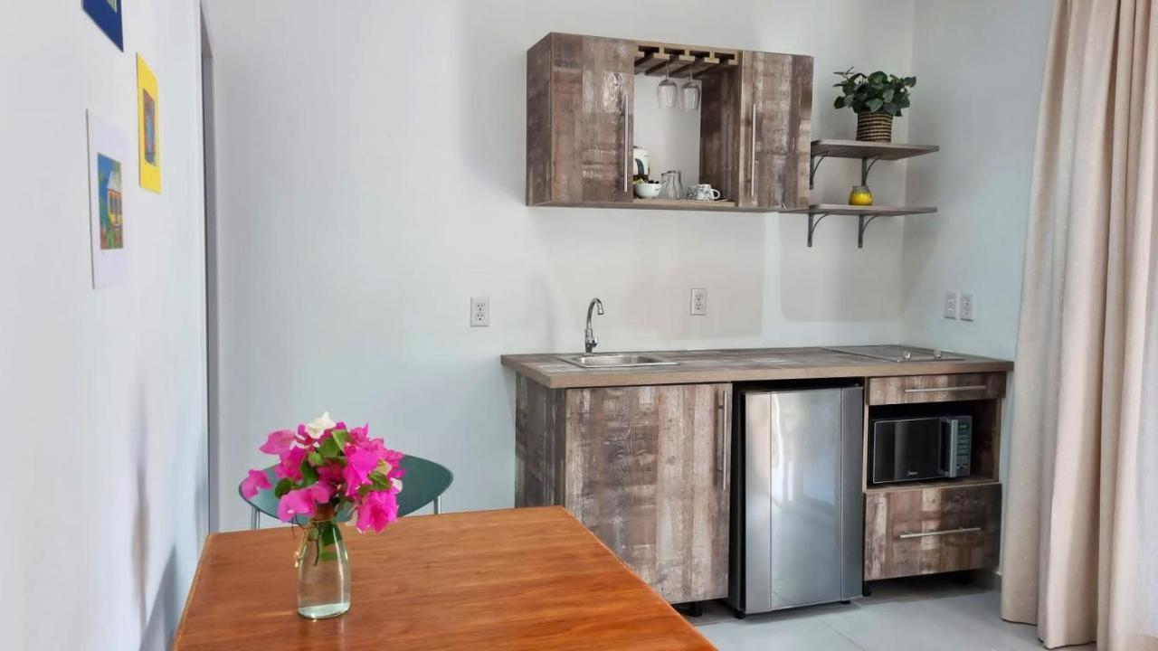 Hibiscus Beach House Jan Thiel Bagian luar foto